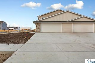 3202 Noble Drive, Mankato, MN 56001