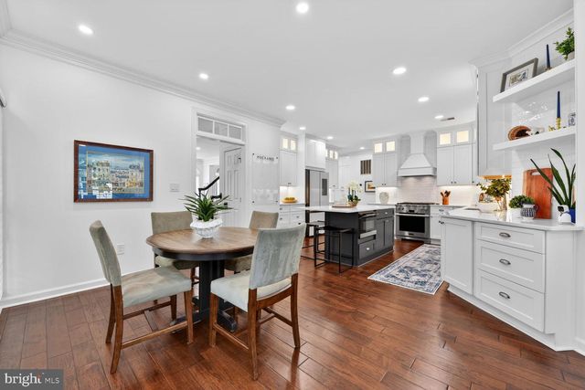 3834 FARRCROFT DR, Fairfax, VA 22030