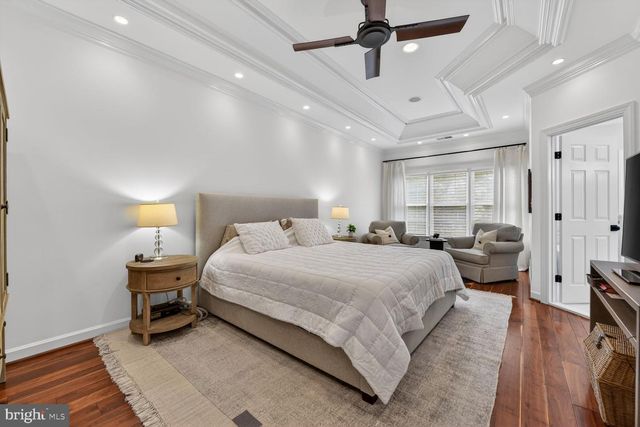 3834 FARRCROFT DR, Fairfax, VA 22030