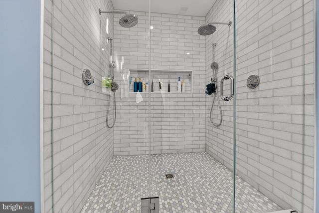 3834 FARRCROFT DR, Fairfax, VA 22030