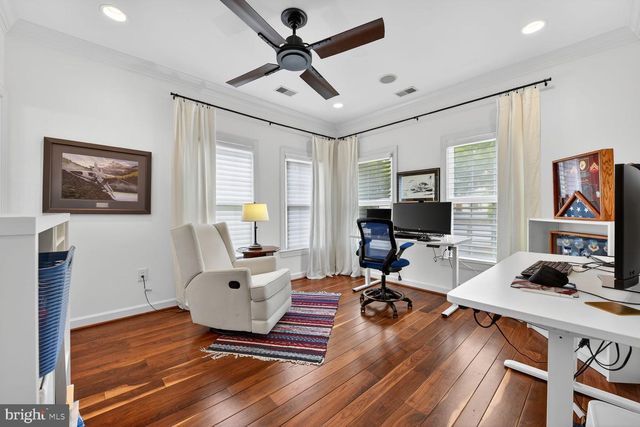 3834 FARRCROFT DR, Fairfax, VA 22030