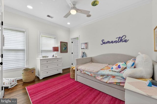 3834 FARRCROFT DR, Fairfax, VA 22030
