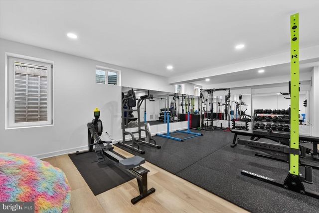 3834 FARRCROFT DR, Fairfax, VA 22030