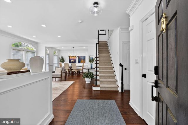 3834 FARRCROFT DR, Fairfax, VA 22030