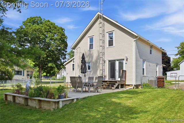 223 N Main Street, Webberville, MI 48892