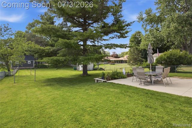 223 N Main Street, Webberville, MI 48892