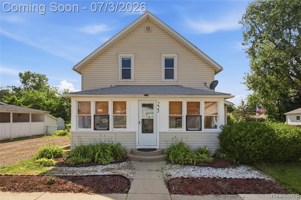 223 N Main Street, Webberville, MI 48892