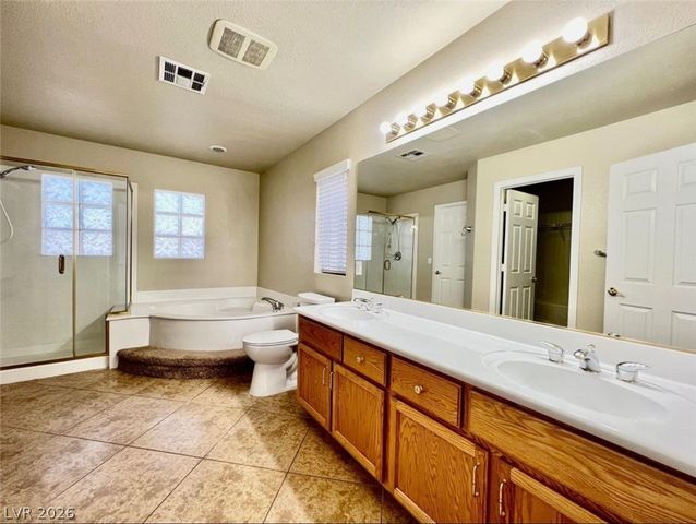 11023 Carberry Hill Street, Las Vegas, NV 89141