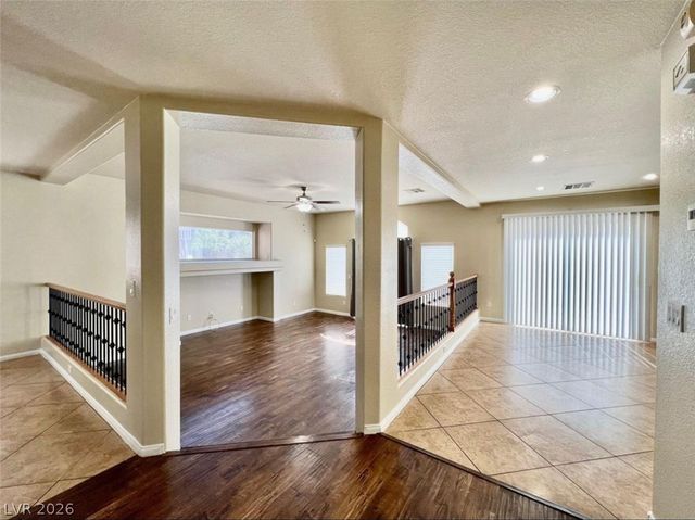 11023 Carberry Hill Street, Las Vegas, NV 89141