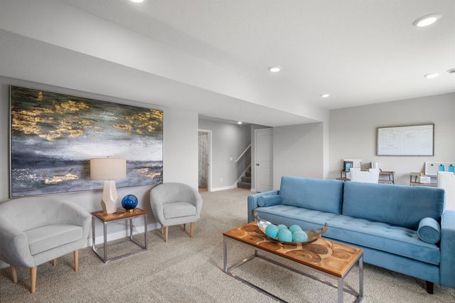 2182 LaTour Drive, Shakopee, MN 55379