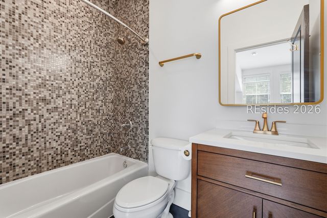 25 Market #A, Beaufort, SC 29906