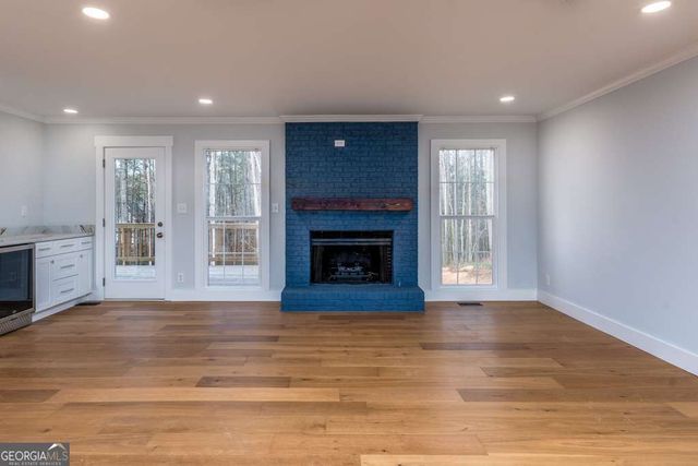 330 London Dale, Woodstock, GA 30189