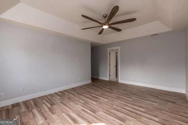 330 London Dale, Woodstock, GA 30189