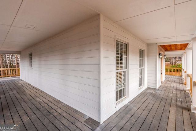 330 London Dale, Woodstock, GA 30189