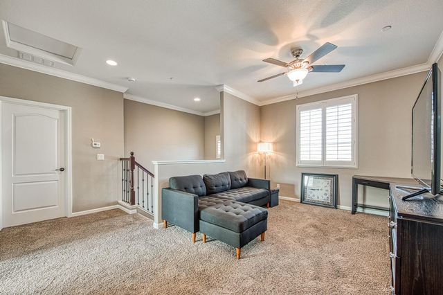 2087 E Makenna Drive, Fresno, CA 93730