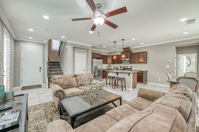 2087 E Makenna Drive, Fresno, CA 93730