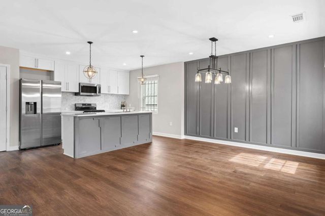 1104 Oak Knoll Terrace SE, Atlanta, GA 30315