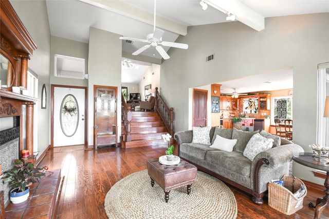 21013 Fawn Ridge DR, Lago Vista, TX 78645