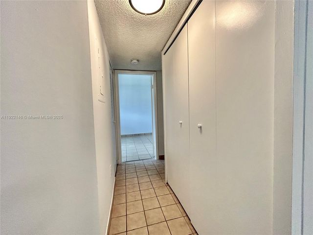 301 Palm Way 104, Pembroke Pines, FL 33025