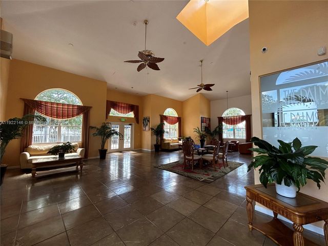 301 Palm Way 104, Pembroke Pines, FL 33025