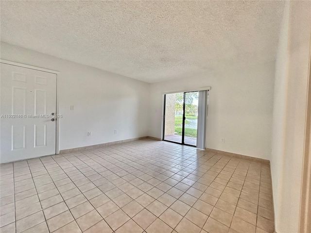 301 Palm Way 104, Pembroke Pines, FL 33025