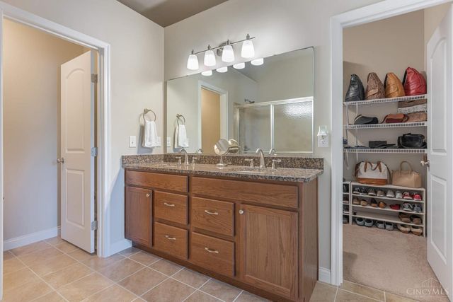 3194 Renaissance Boulevard, Middletown, OH 45005