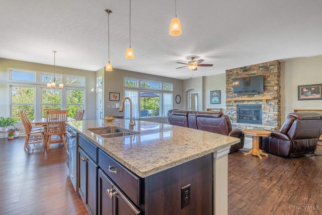 3194 Renaissance Boulevard, Middletown, OH 45005