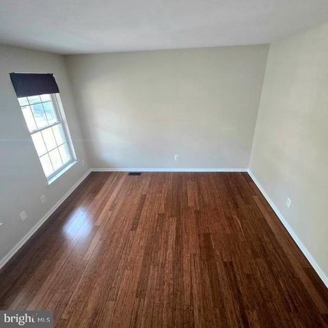 644 SURREY RD, Sewell, NJ 08080