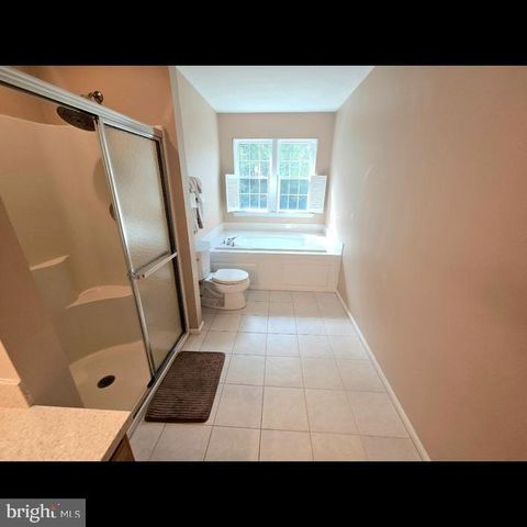 644 SURREY RD, Sewell, NJ 08080