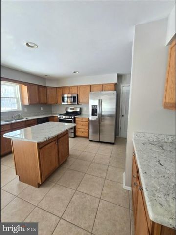644 SURREY RD, Sewell, NJ 08080