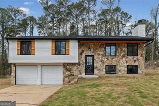 5191 Stone Trace, Stone Mountain, GA 30083