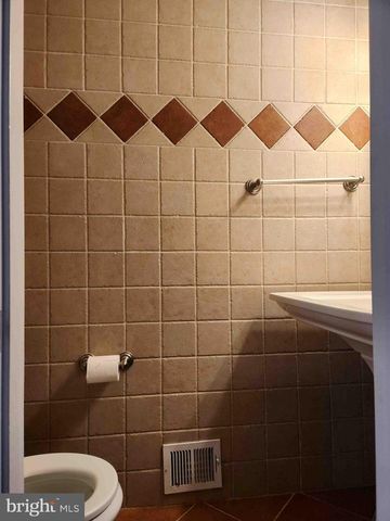 3019 MILLSTREAM CT, Herndon, VA 20171