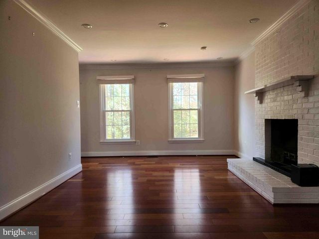 3019 MILLSTREAM CT, Herndon, VA 20171