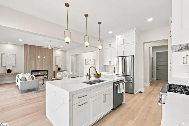 121 Cannon Avenue, Fountain Inn, SC 29644