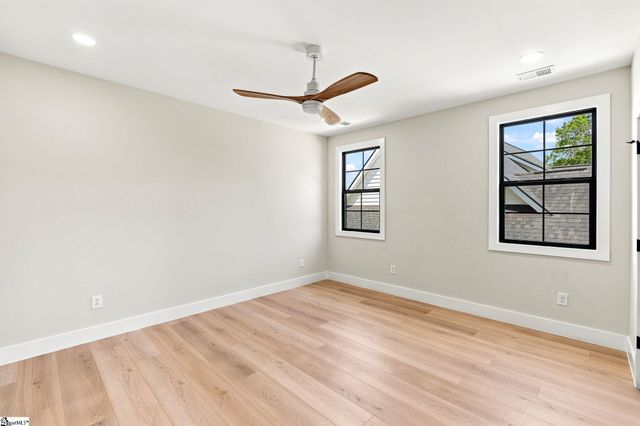 121 Cannon Avenue, Fountain Inn, SC 29644