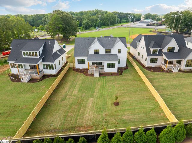 121 Cannon Avenue, Fountain Inn, SC 29644