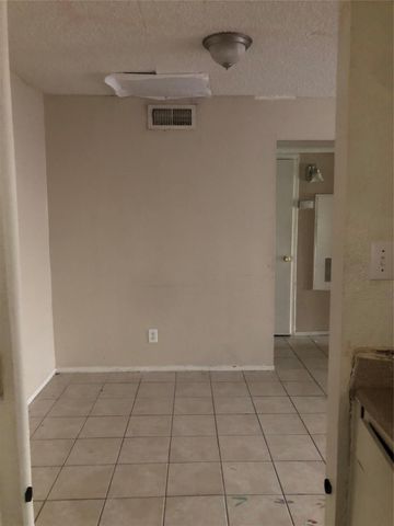12615 Brookglade Circle 303, Houston, TX 77099