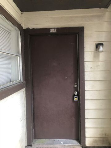 12615 Brookglade Circle 303, Houston, TX 77099
