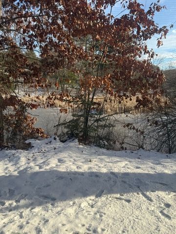 4 Center Street, Brimfield, MA 01010