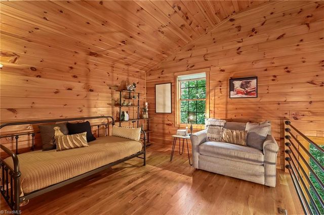 228 Woodby Ridge Road, Vilas, NC 28692