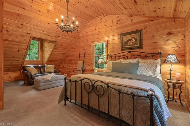 228 Woodby Ridge Road, Vilas, NC 28692