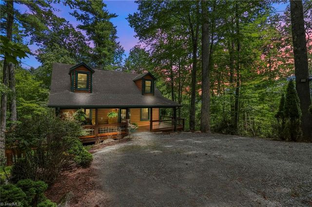 228 Woodby Ridge Road, Vilas, NC 28692