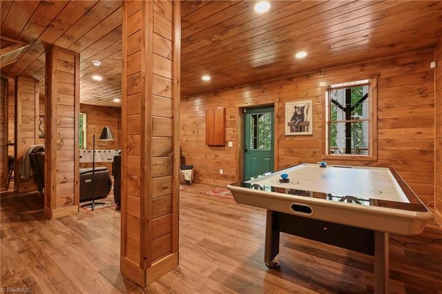 228 Woodby Ridge Road, Vilas, NC 28692