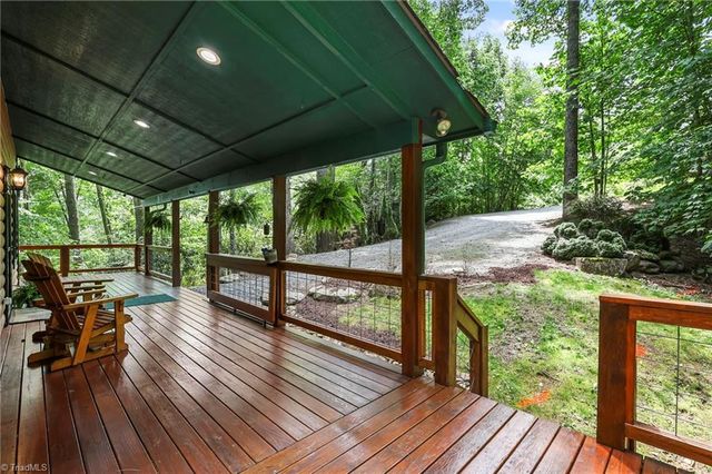 228 Woodby Ridge Road, Vilas, NC 28692