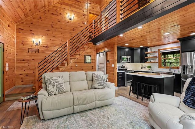 228 Woodby Ridge Road, Vilas, NC 28692