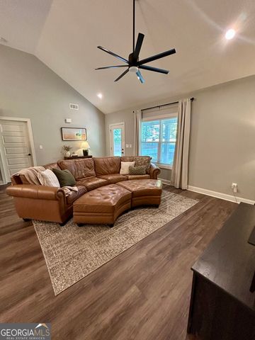 39 Harpers Run, Carrollton, GA 30117