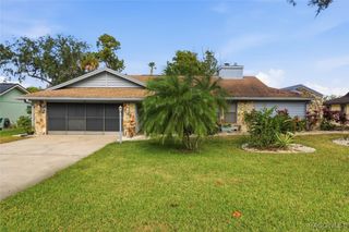 11721 W Riverhaven Drive, Homosassa, FL 34448