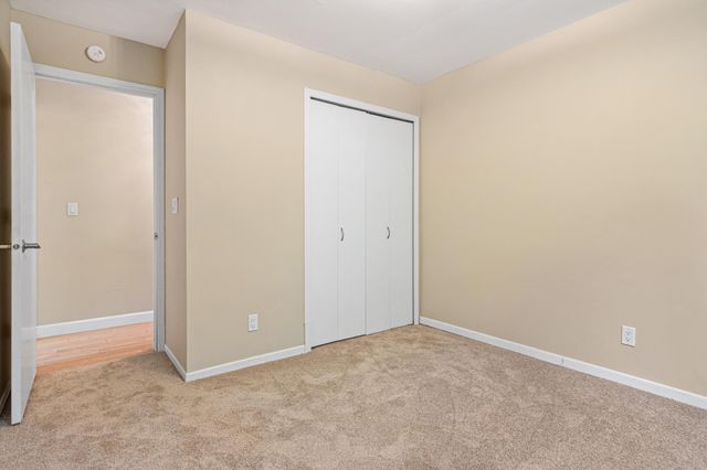 5229 Balmoral Lane, Bloomington, MN 55437