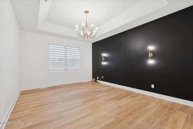 995 Stoneleigh Road, Perrysburg, OH 43551