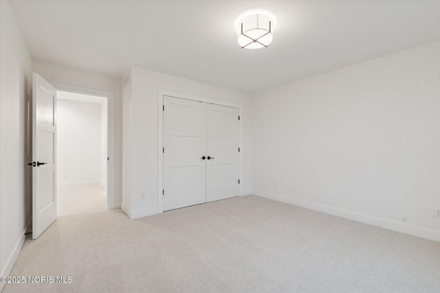 995 Stoneleigh Road, Perrysburg, OH 43551